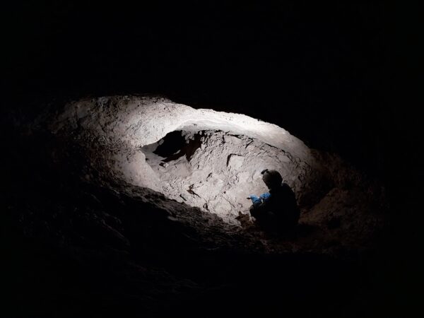 Espeleología en Pirineos nivel 3