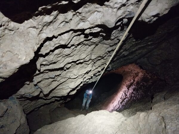Espeleología en Pirineos nivel 3